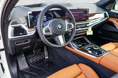 2027 BMW X7