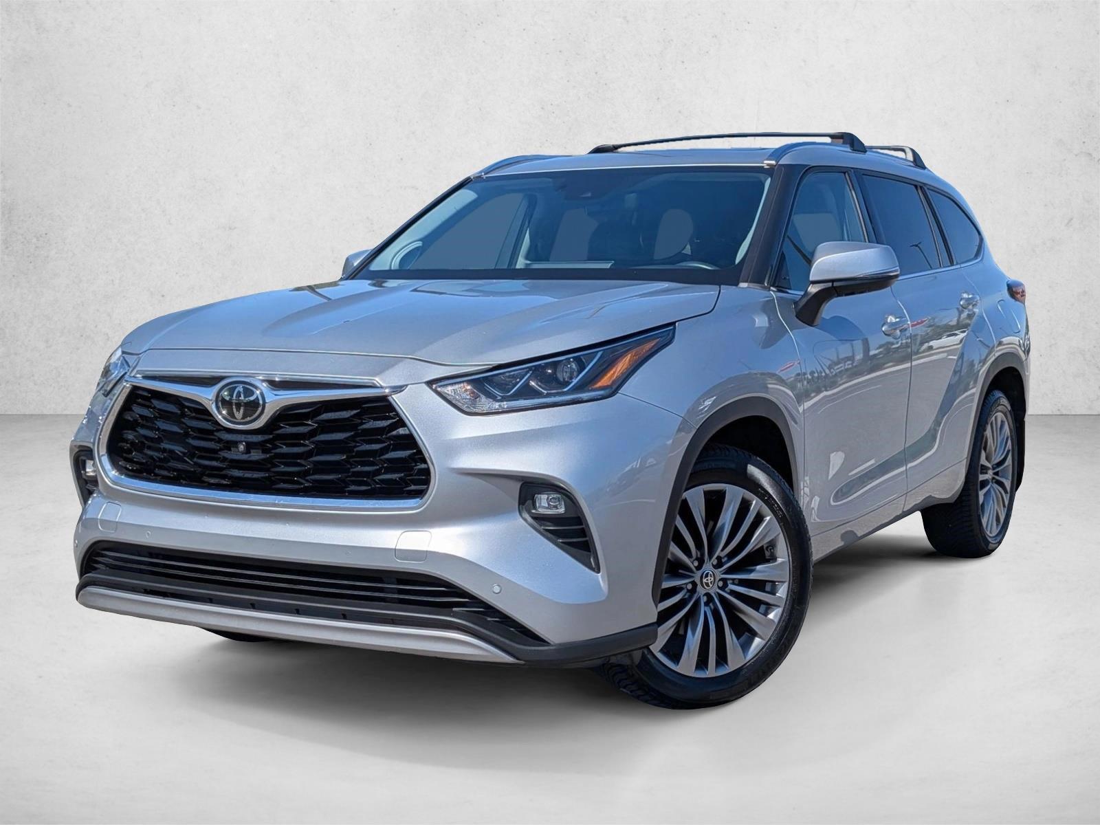 Thumbnail: 2020 Toyota Highlander - 1