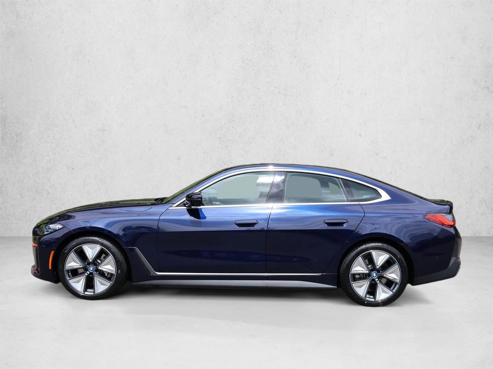 Thumbnail: 2023 BMW i4 - 2