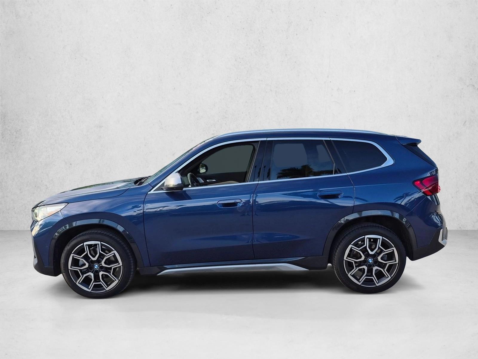 Thumbnail: 2023 BMW X1 - 2