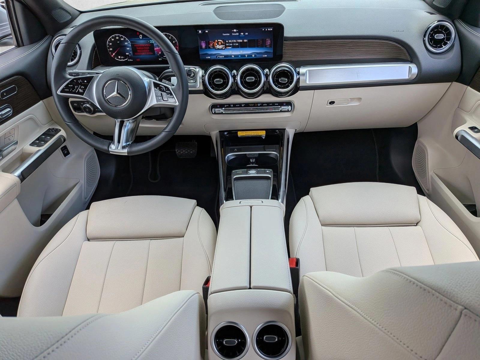 Thumbnail: 2026 Mercedes-Benz GLB - 3
