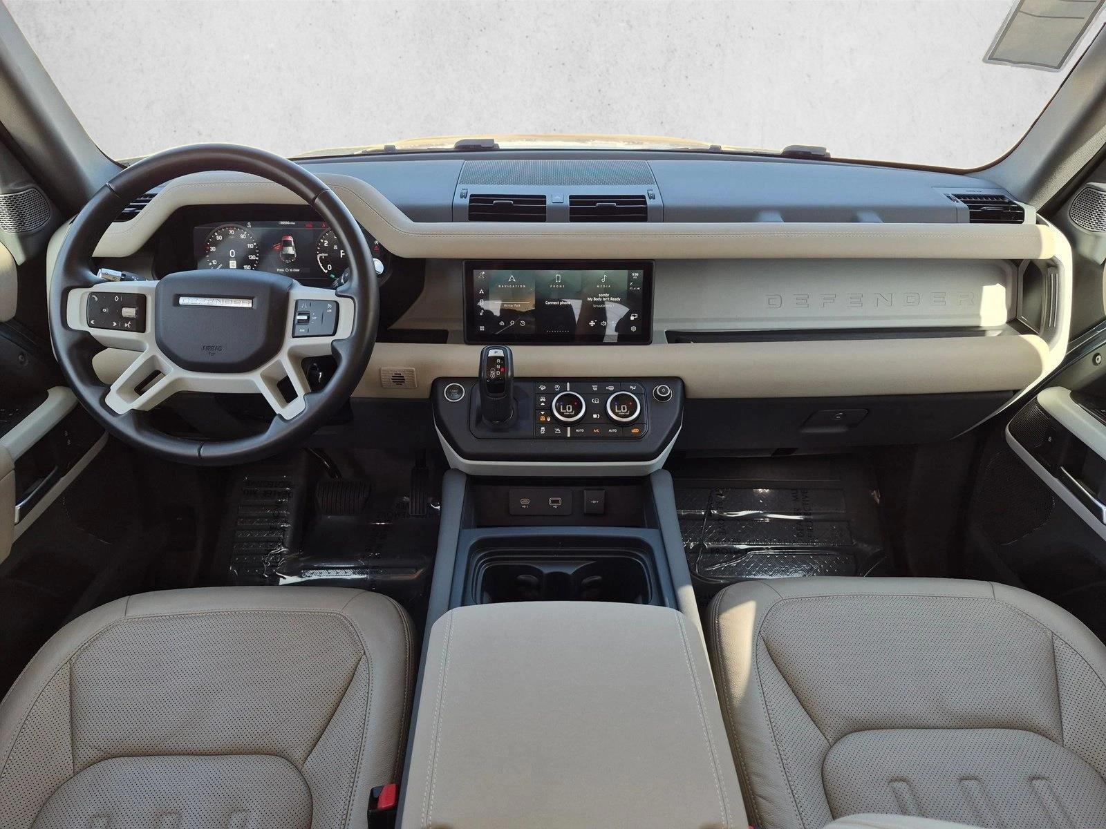 Thumbnail: 2021 Land Rover Defender - 3