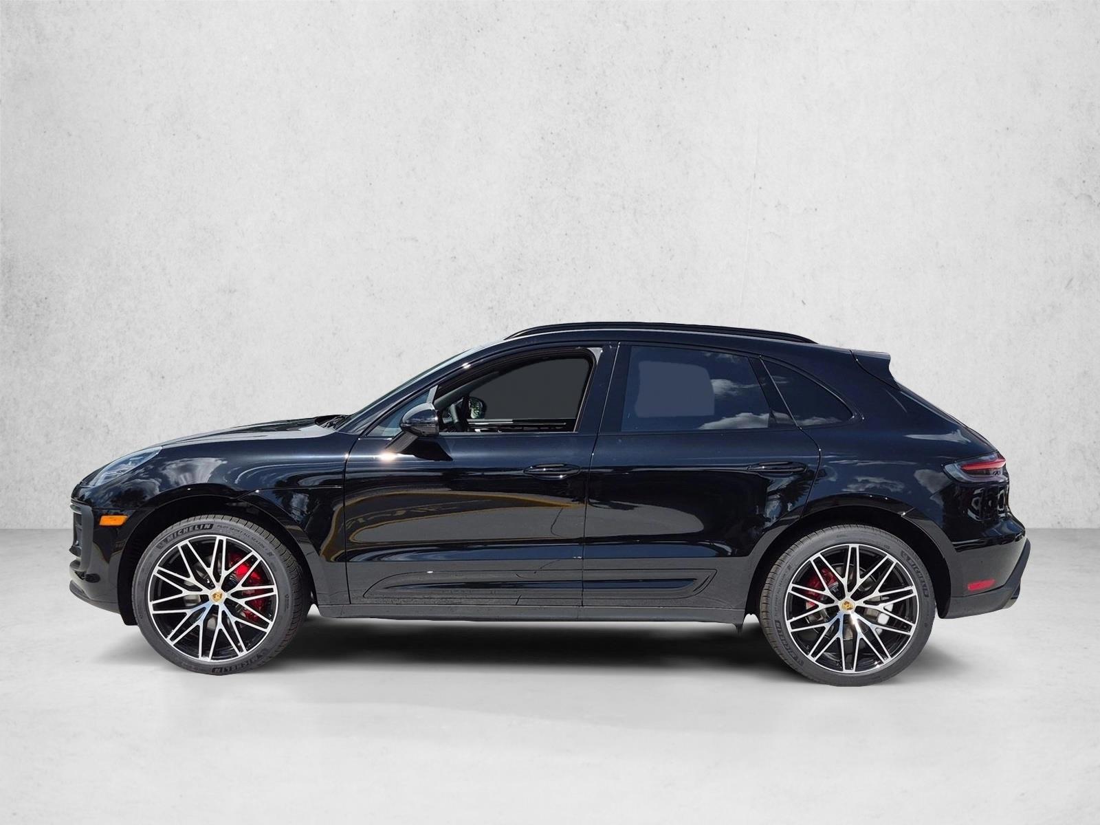 Thumbnail: 2026 Porsche Macan - 2