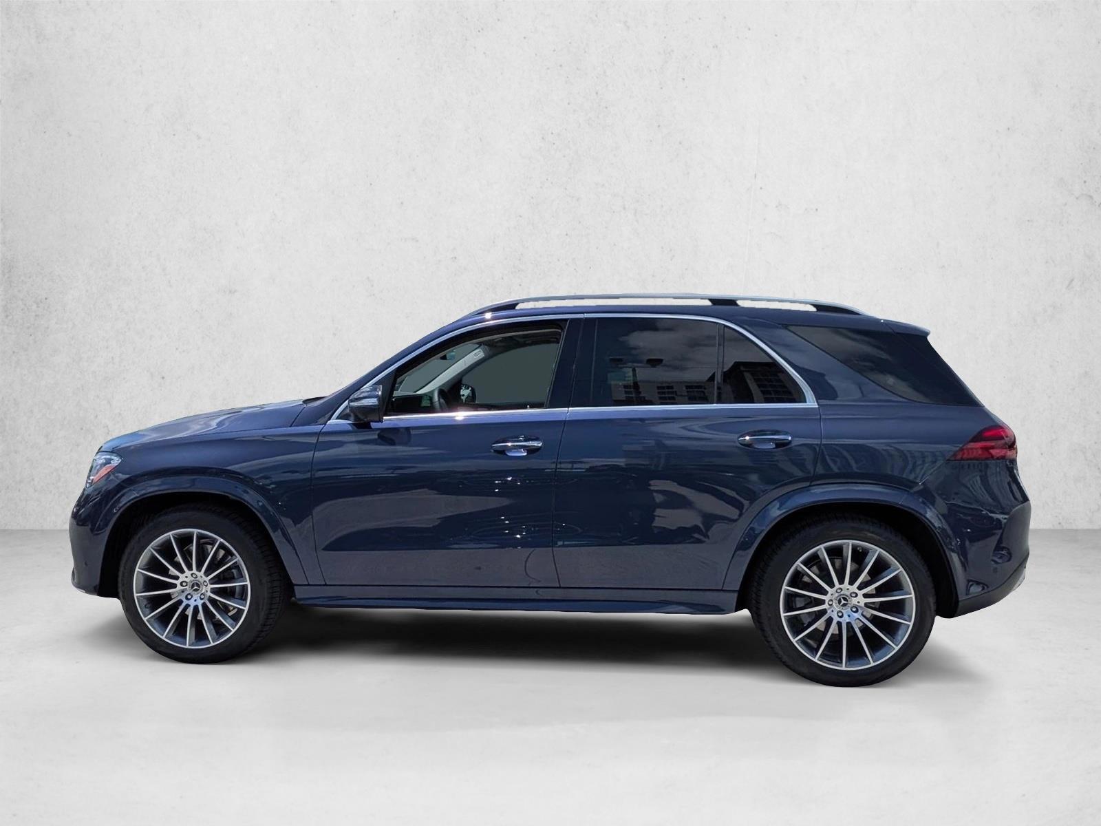 Thumbnail: 2026 Mercedes-Benz GLE - 2