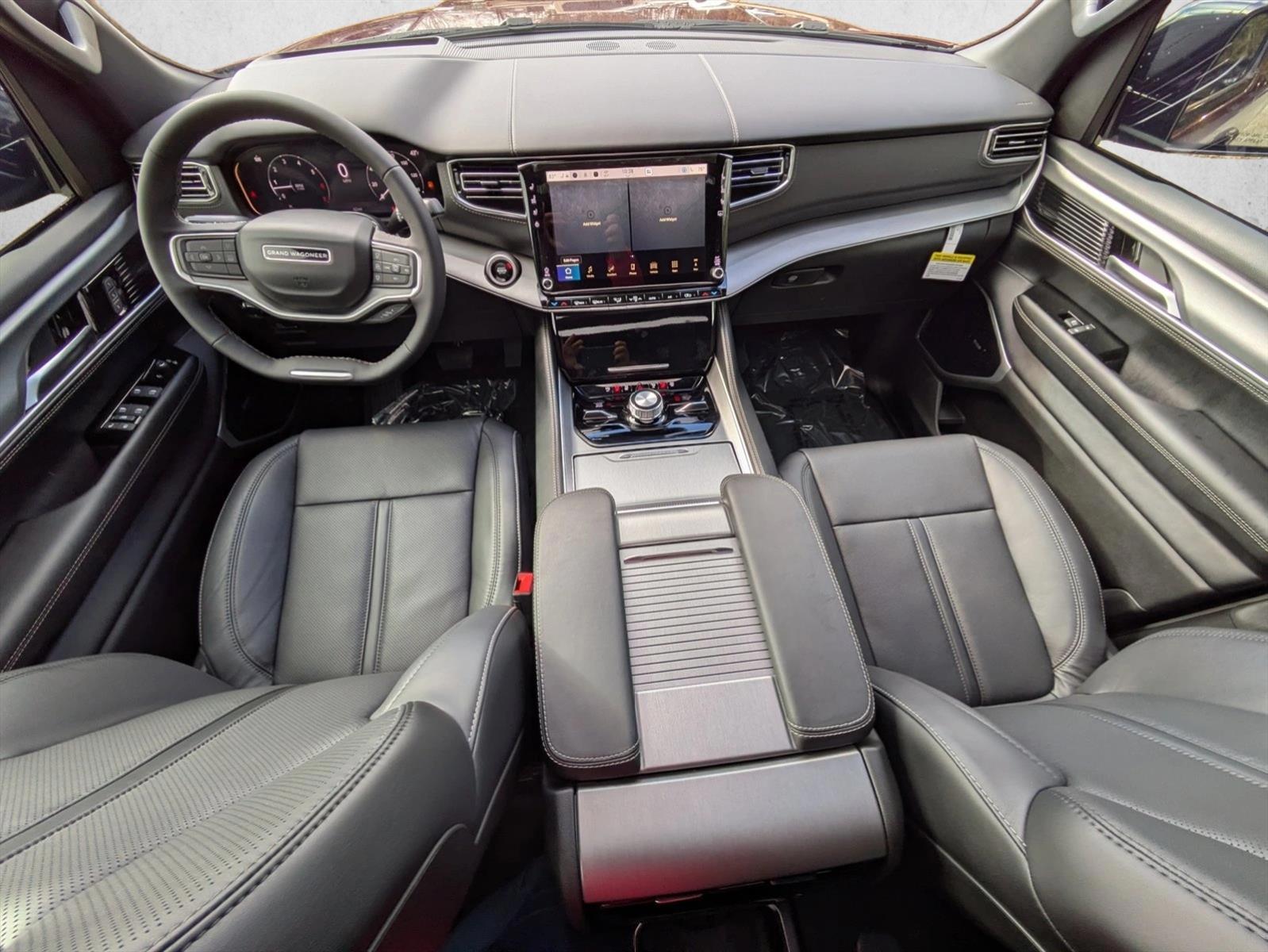 Thumbnail: 2026 Jeep Grand Wagoneer - 3