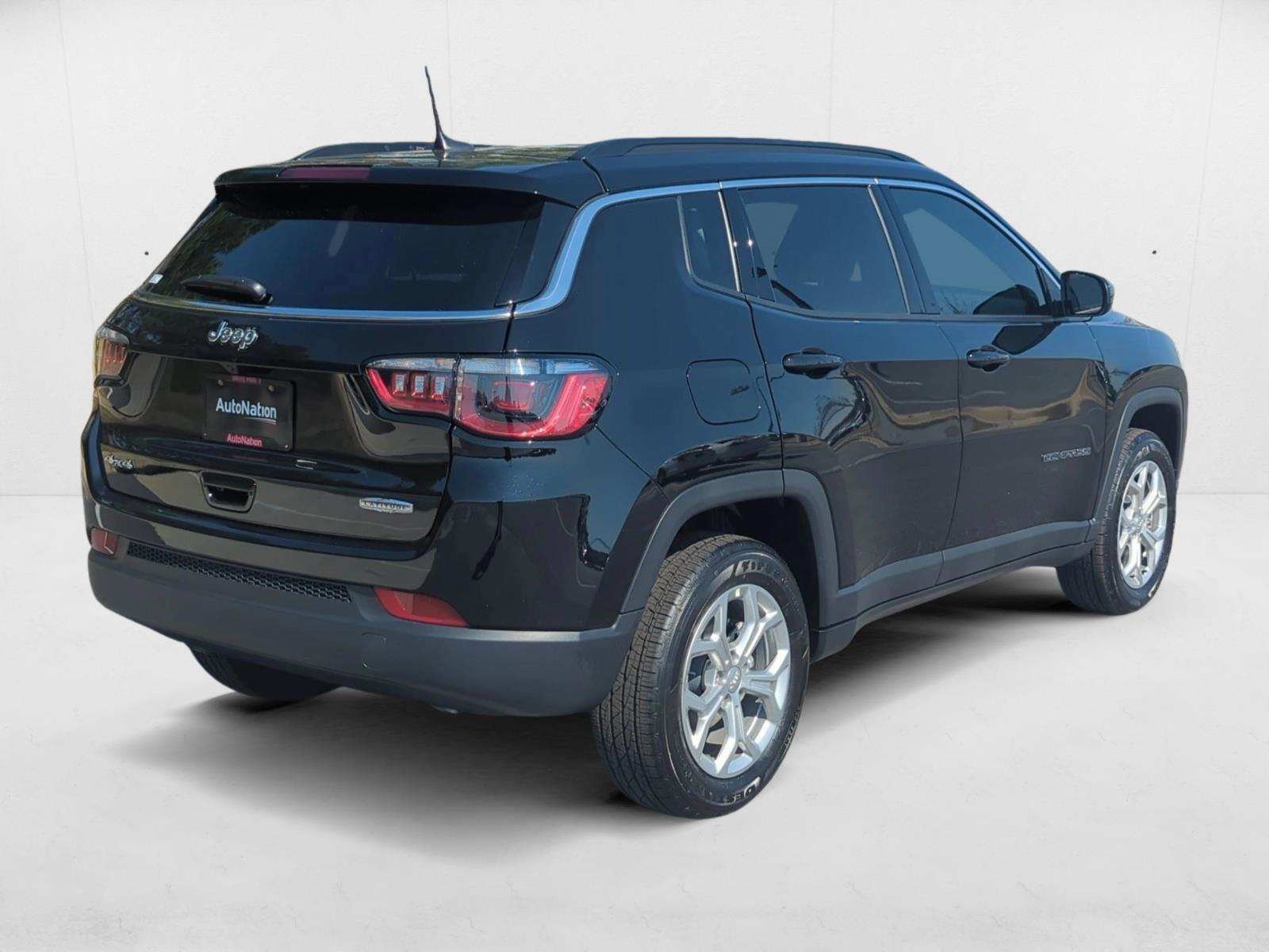 2024 Jeep Compass Latitude - Photo 9