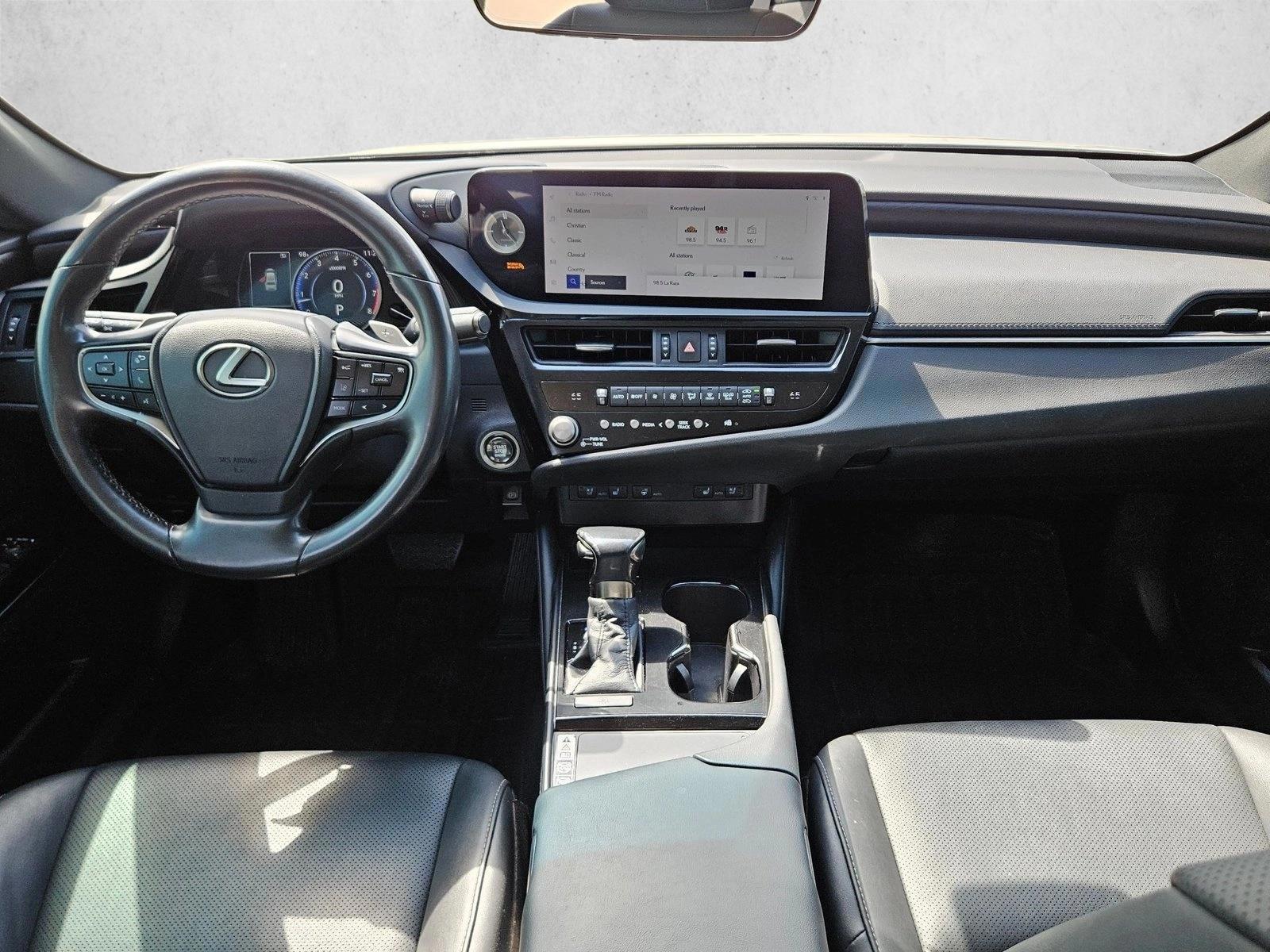 Thumbnail: 2023 Lexus ES - 3