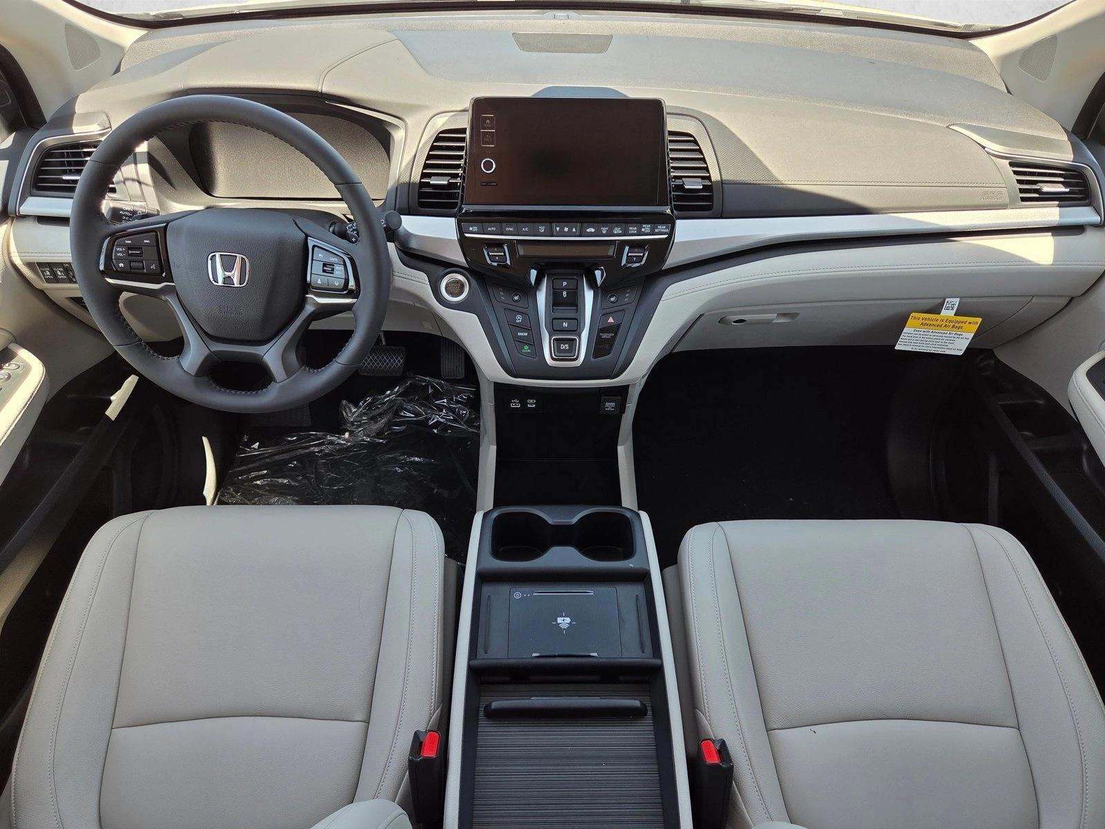 Thumbnail: 2026 Honda Odyssey - 4