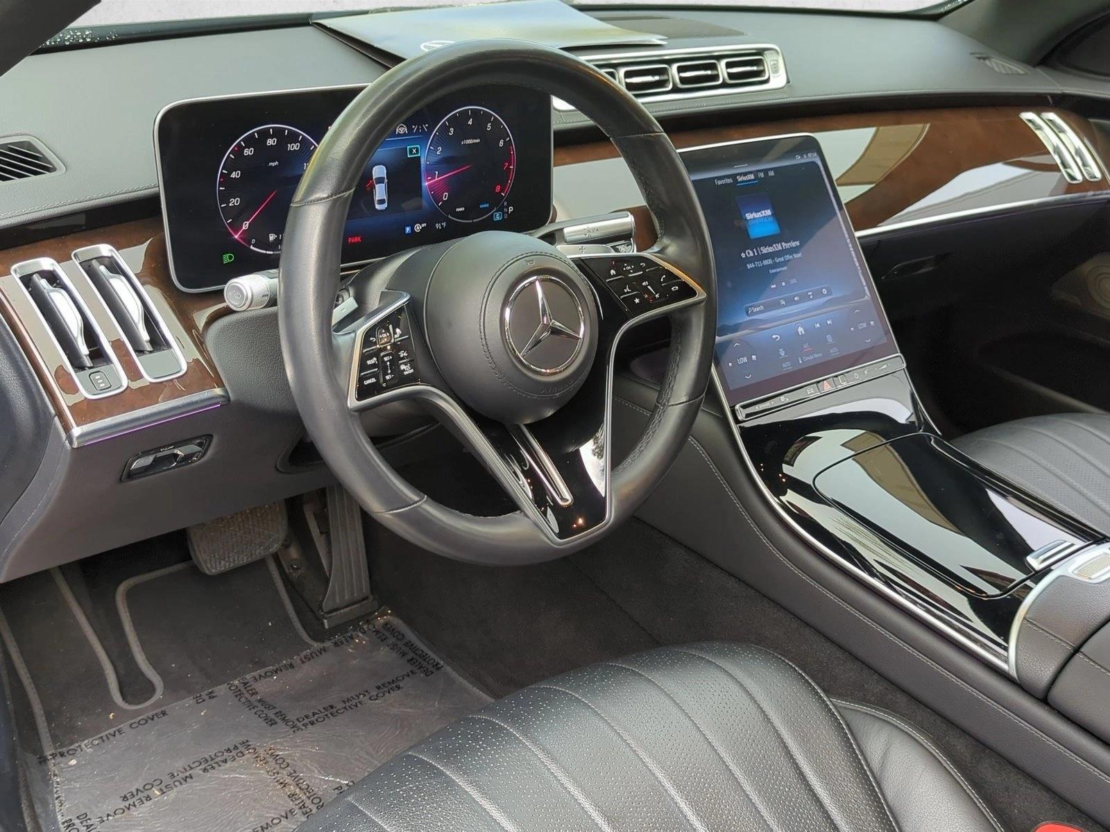 Thumbnail: 2023 Mercedes-Benz S-Class - 3