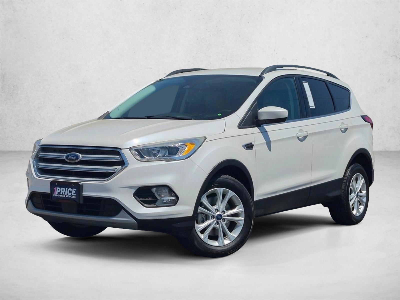 Thumbnail: 2019 Ford Escape - 1