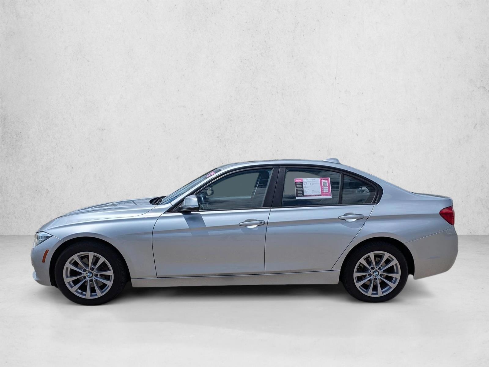 Thumbnail: 2017 BMW 3 Series - 2