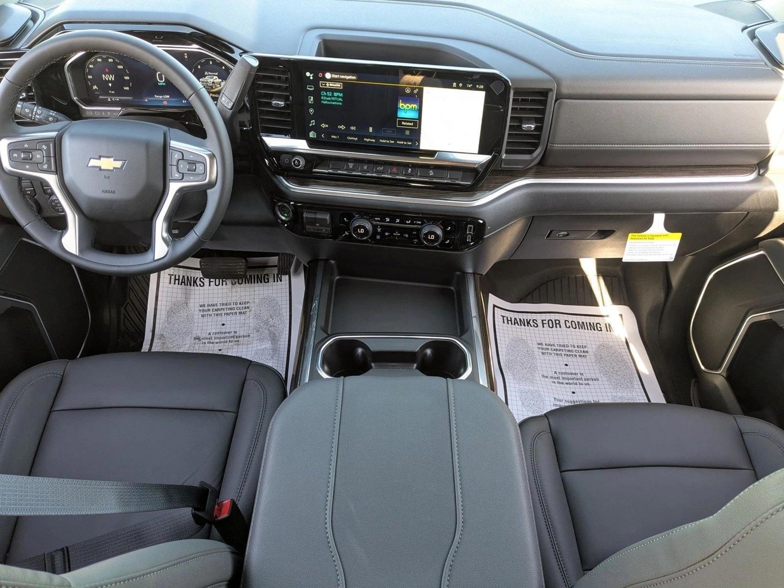 Thumbnail: 2026 Chevrolet Silverado 2500 - 4