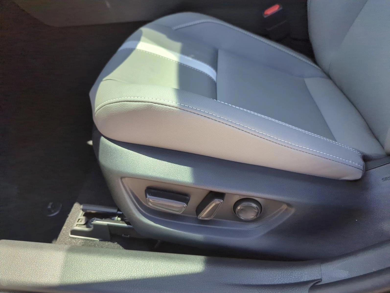 Thumbnail: 2026 Toyota Camry - 3