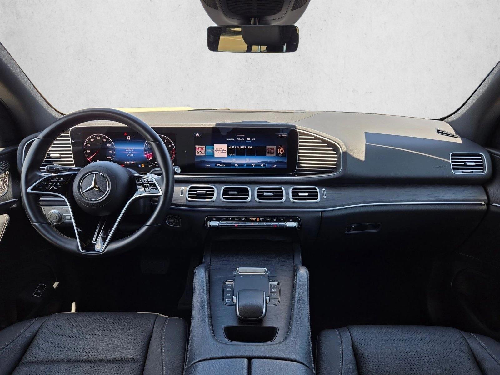 Thumbnail: 2025 Mercedes-Benz GLE - 3