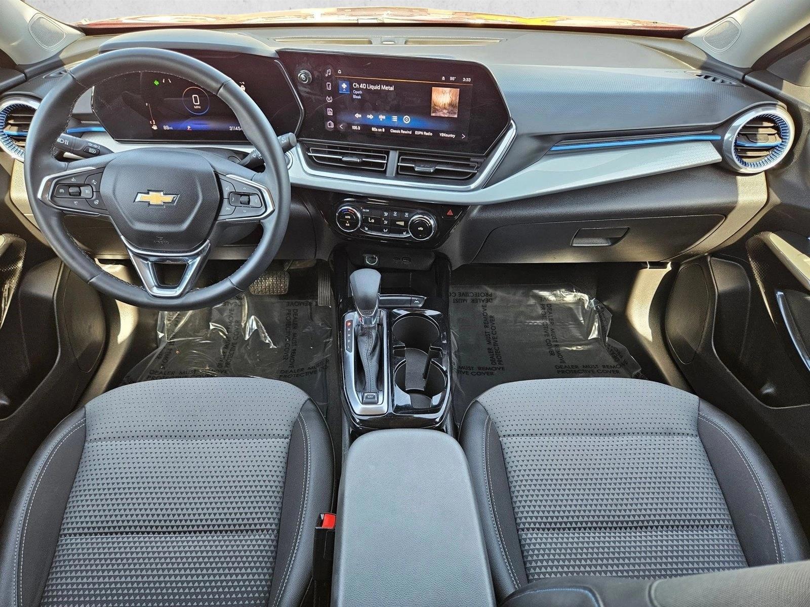 Thumbnail: 2025 Chevrolet Trax - 3
