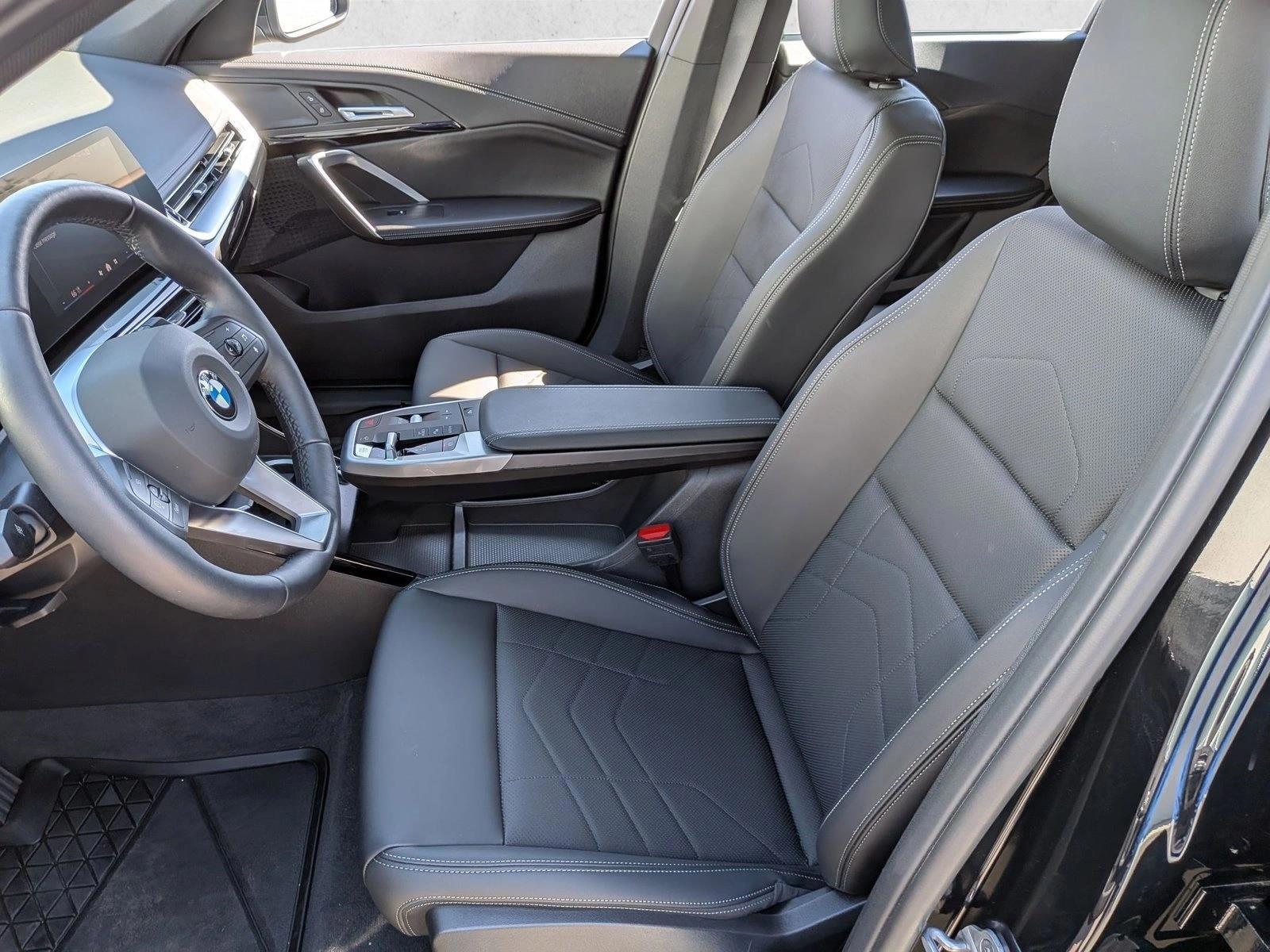 2026 BMW X1 28i - Photo 15
