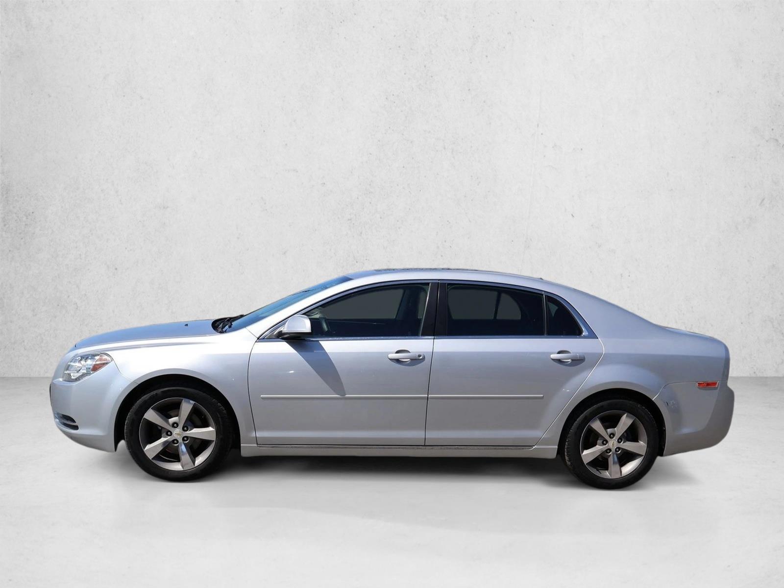Thumbnail: 2011 Chevrolet Malibu - 2