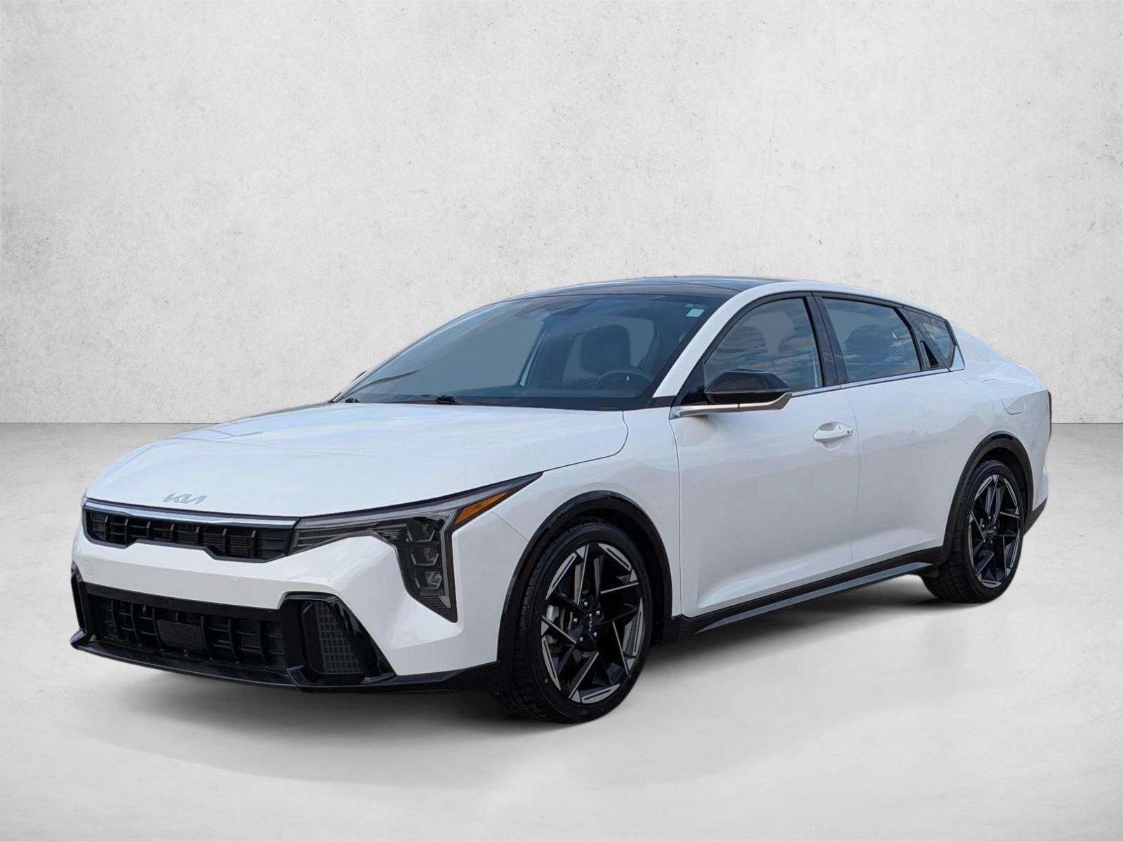Thumbnail: 2025 Kia K4 - 1