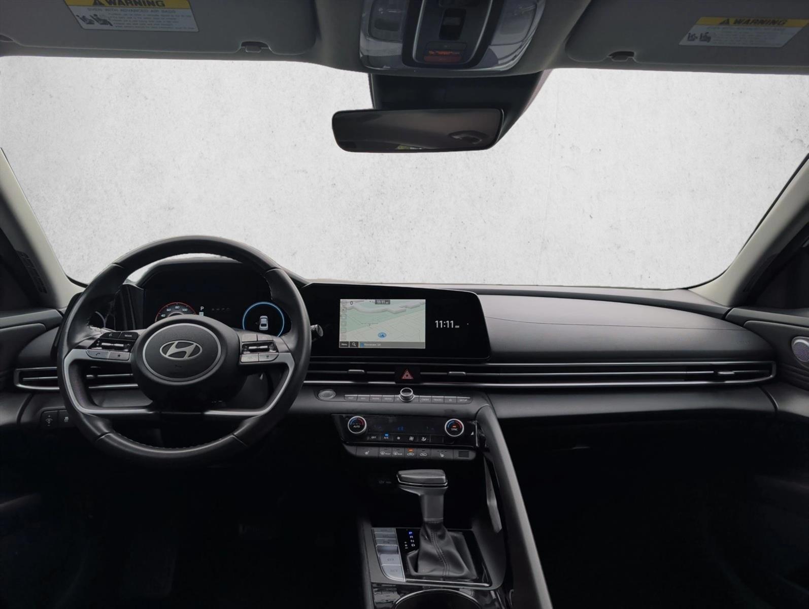 Thumbnail: 2024 Hyundai Elantra - 3
