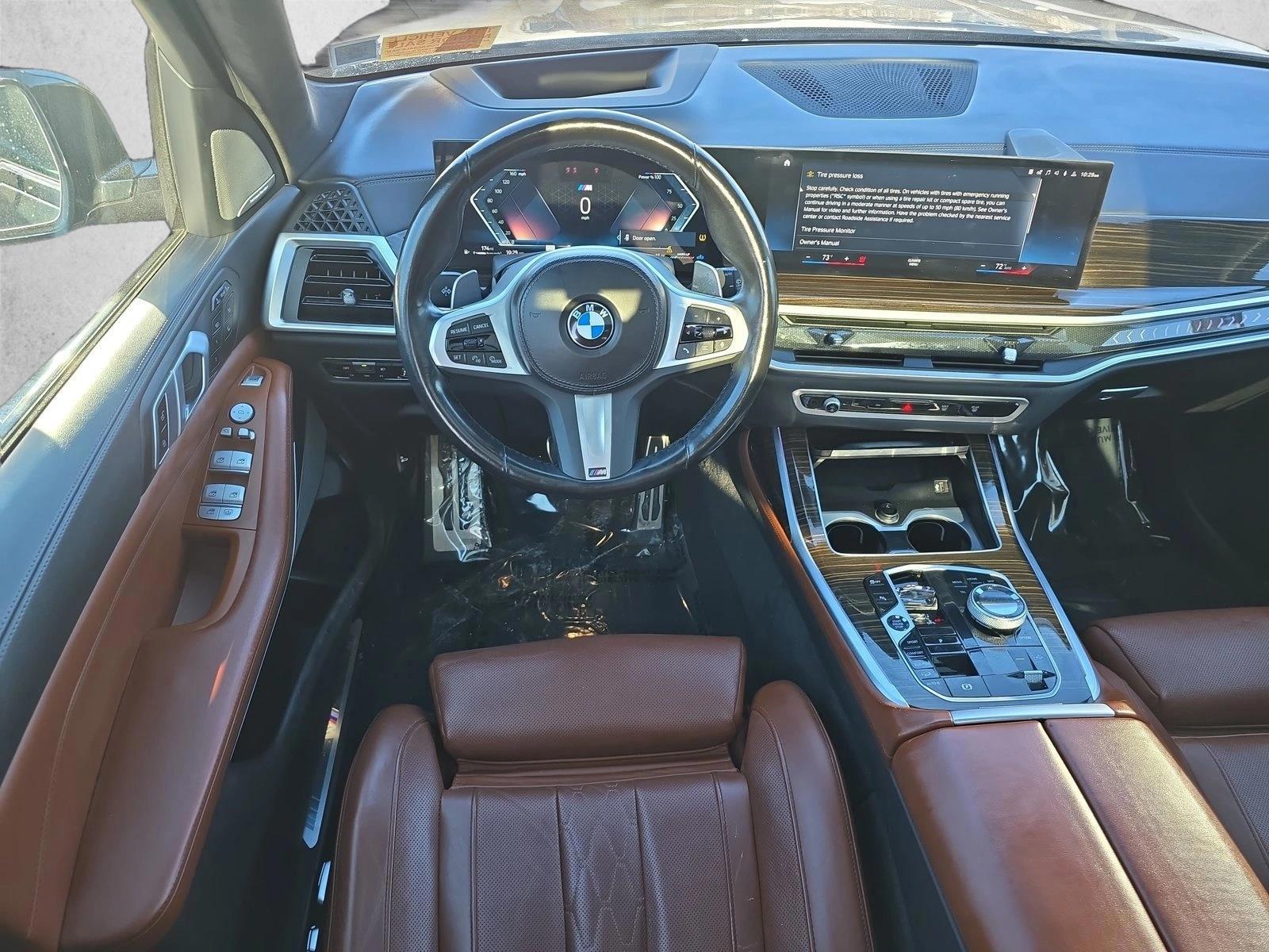 Thumbnail: 2023 BMW X7 - 4