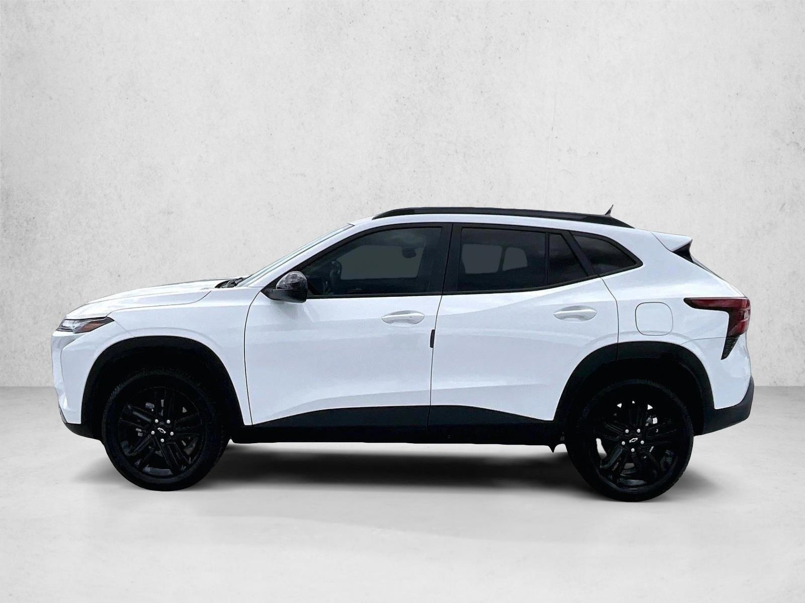 Thumbnail: 2024 Chevrolet Trax - 2