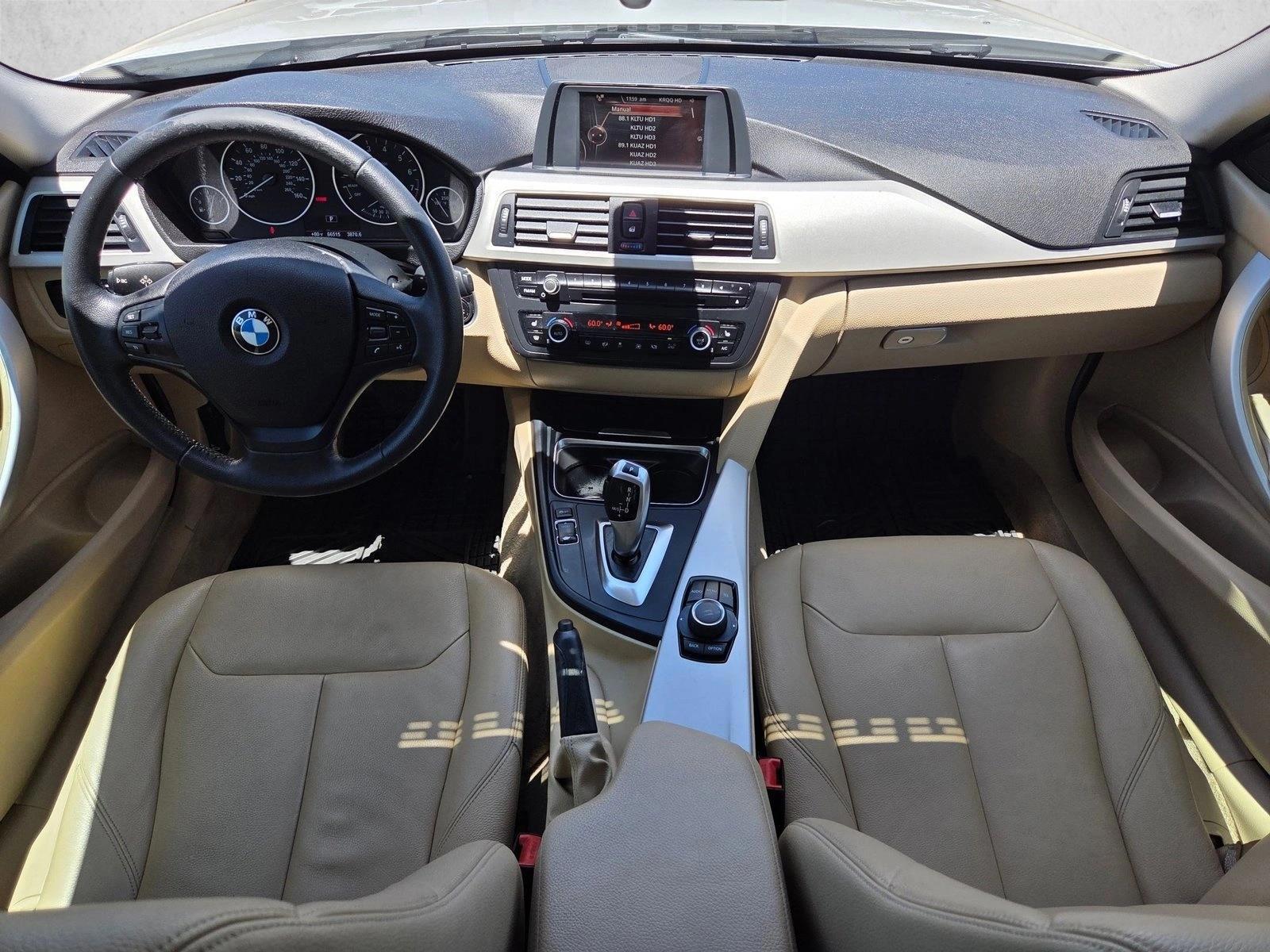 Thumbnail: 2015 BMW 3 Series - 4