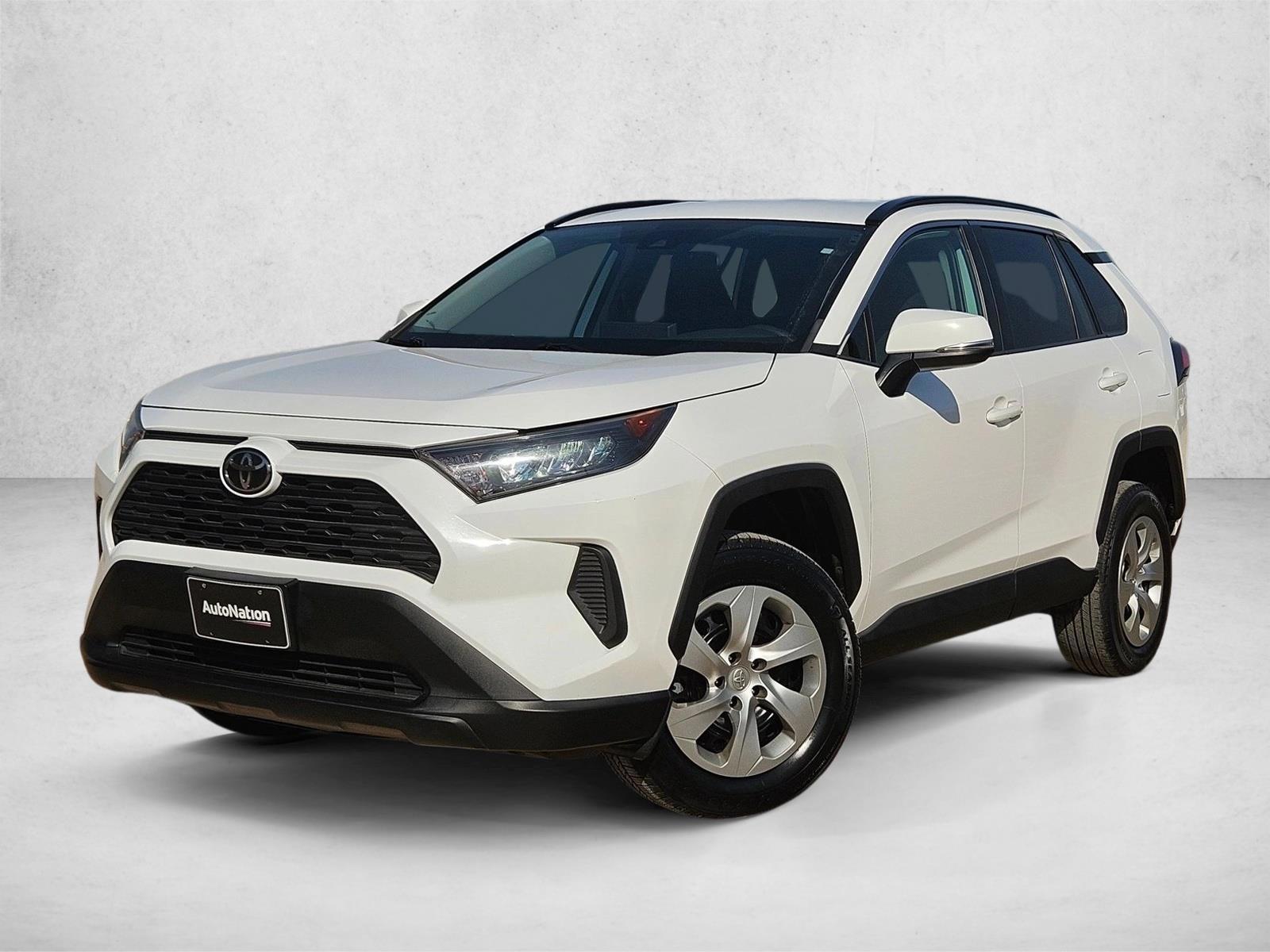 Thumbnail: 2019 Toyota RAV4 - 1