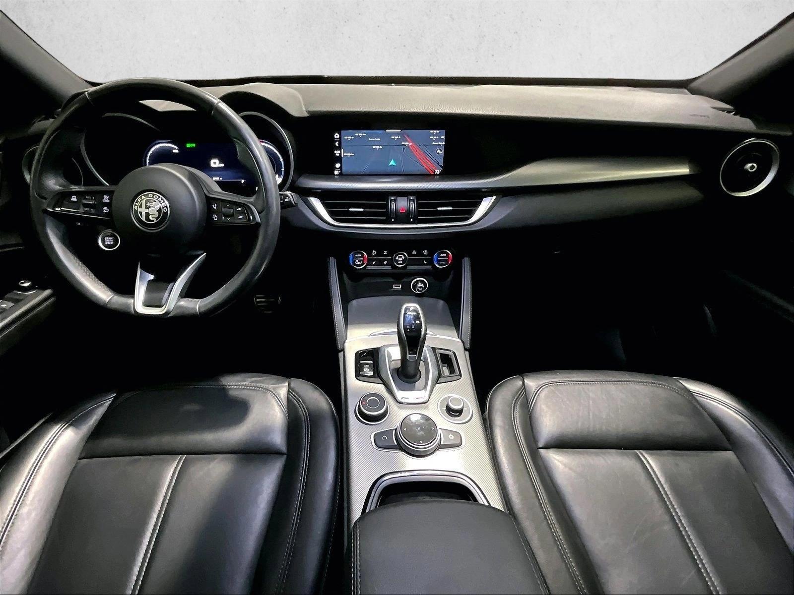 Thumbnail: 2024 Alfa Romeo Stelvio - 3