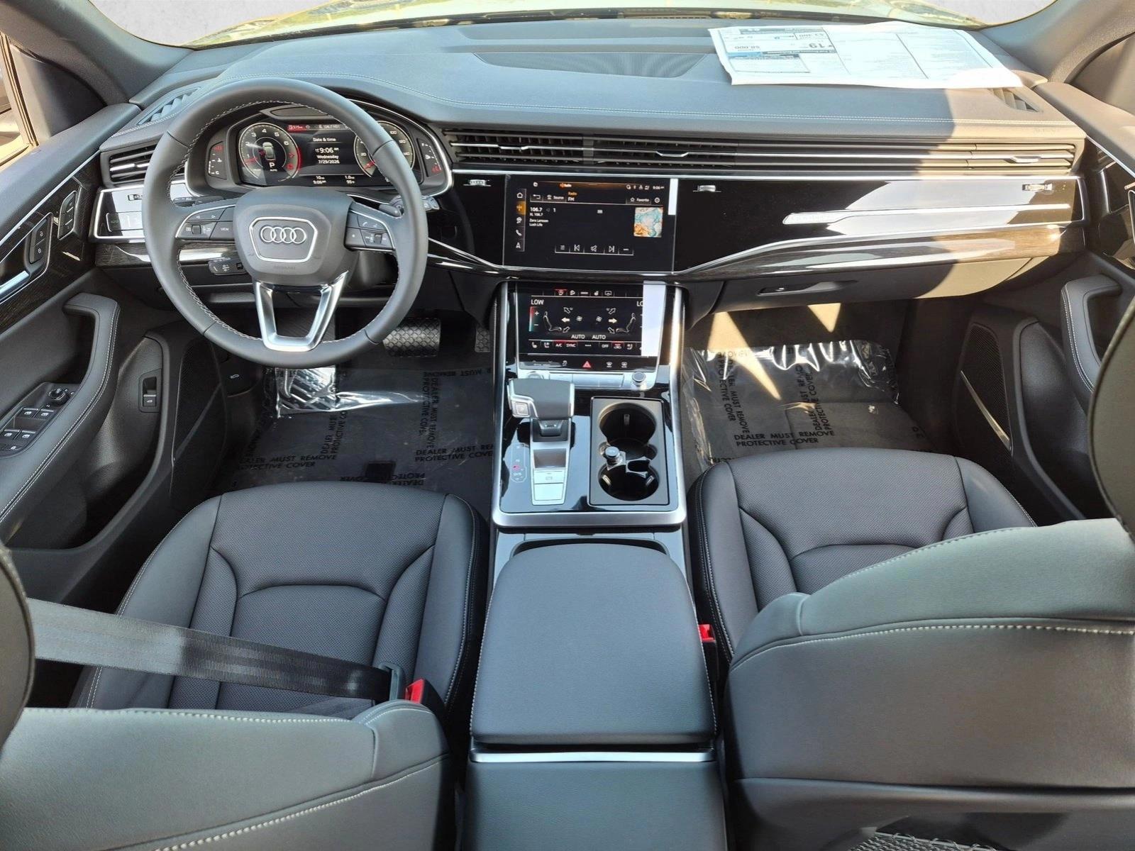 Thumbnail: 2026 Audi Q8 - 4