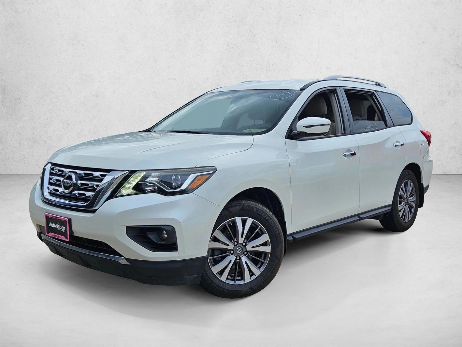 Thumbnail: 2019 Nissan Pathfinder - 1