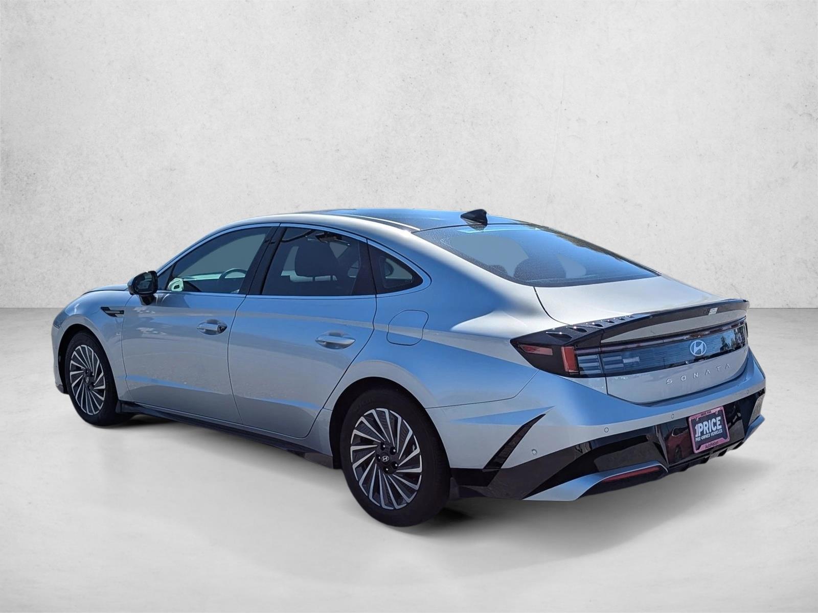 2025 Hyundai Sonata Hybrid Limited - Photo 7