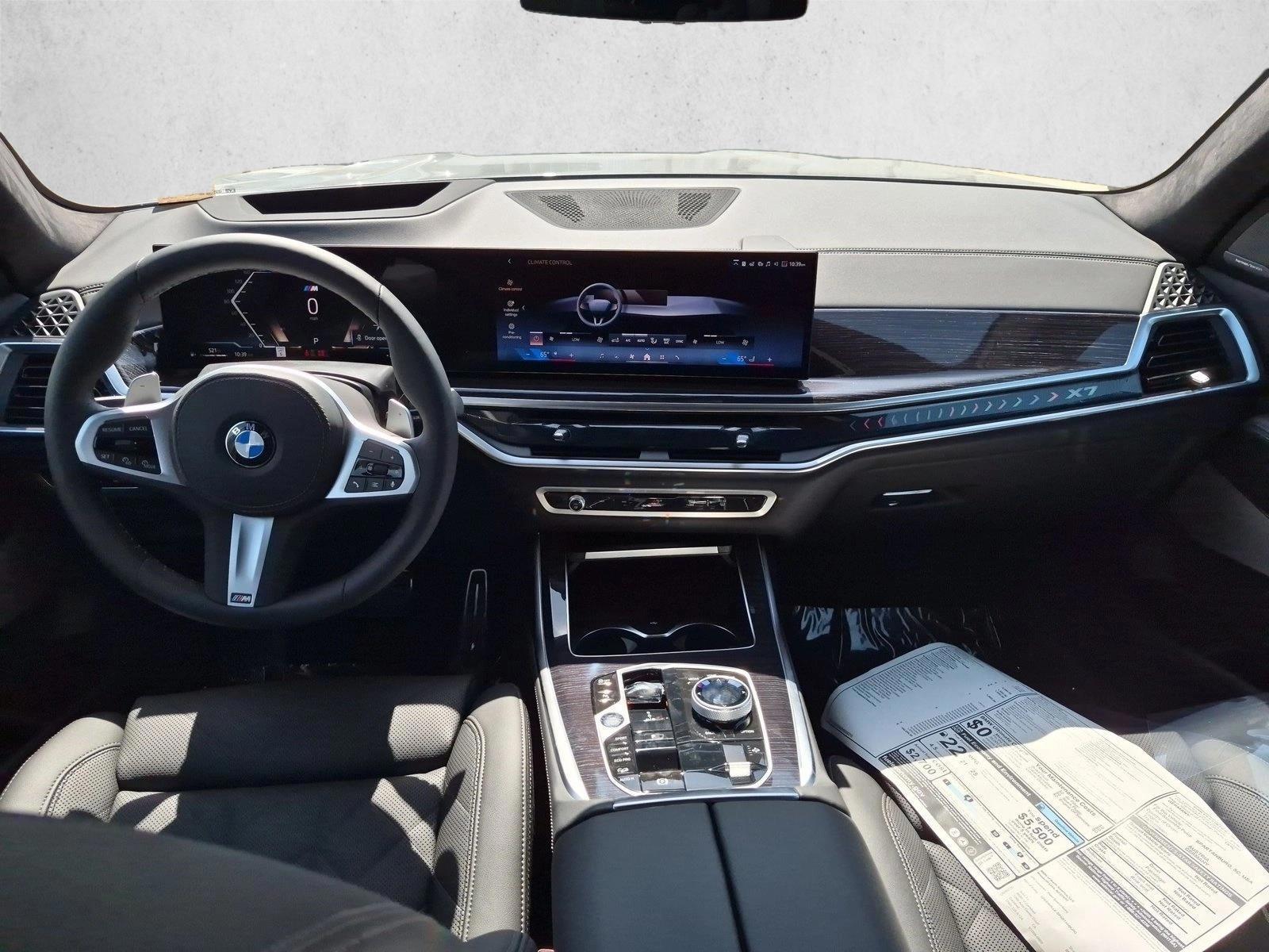 Thumbnail: 2027 BMW X7 - 3
