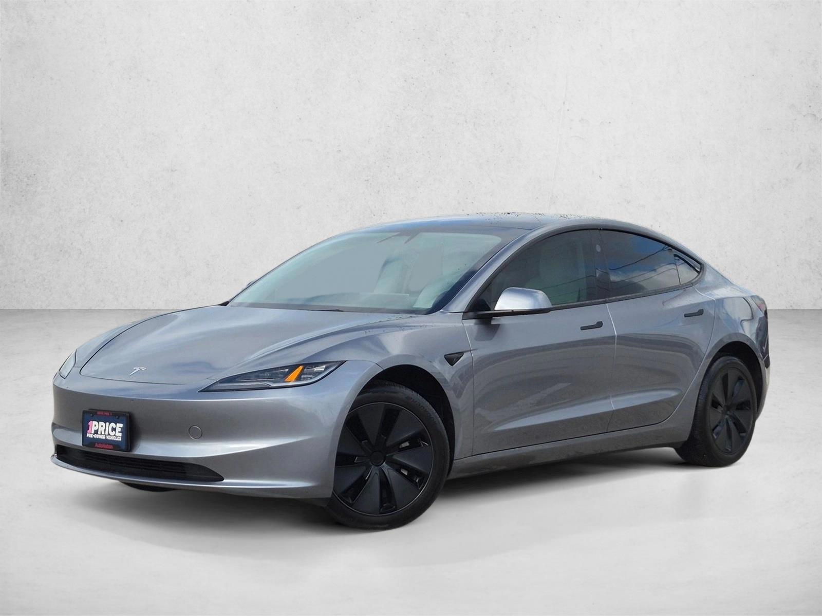 Thumbnail: 2025 Tesla Model 3 - 1