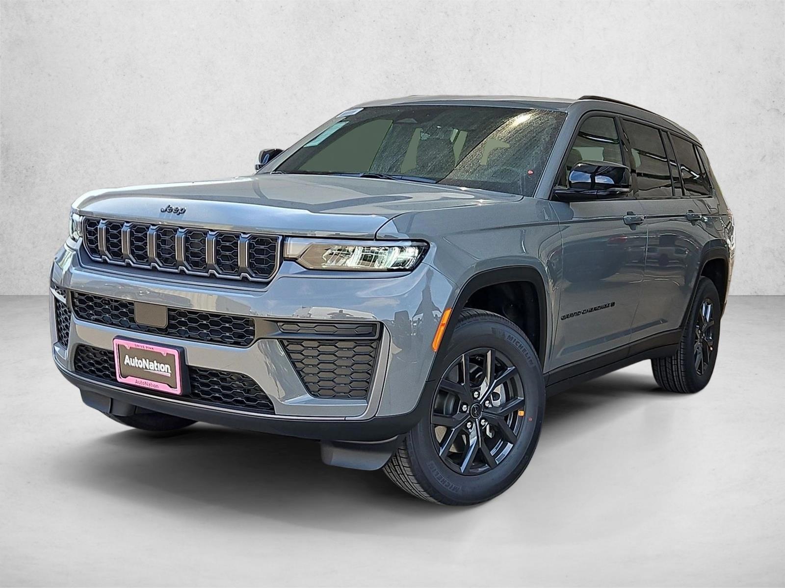 Thumbnail: 2027 Jeep Grand Cherokee L - 1