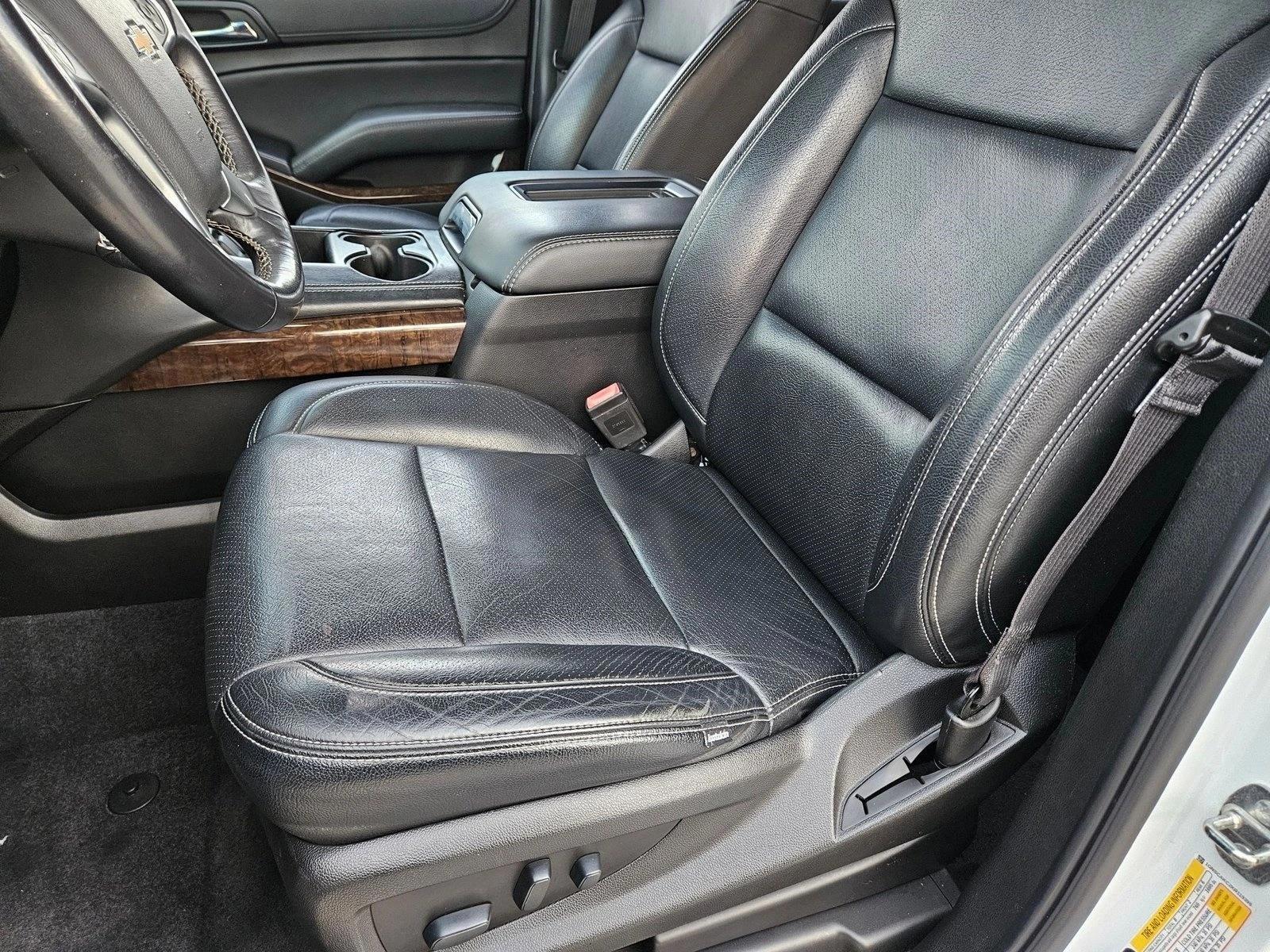 Thumbnail: 2019 Chevrolet Tahoe - 4