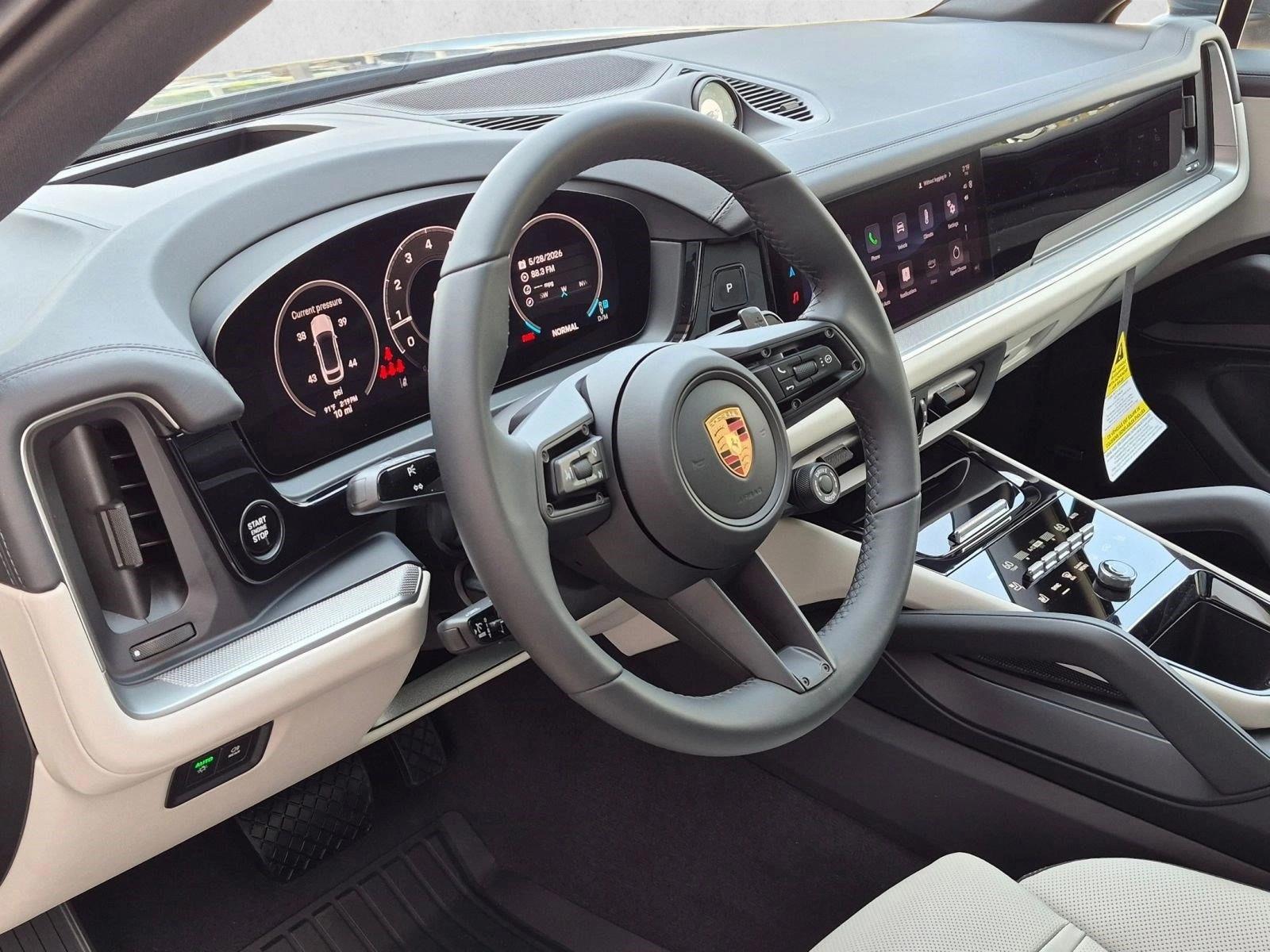 Thumbnail: 2026 Porsche Cayenne - 3