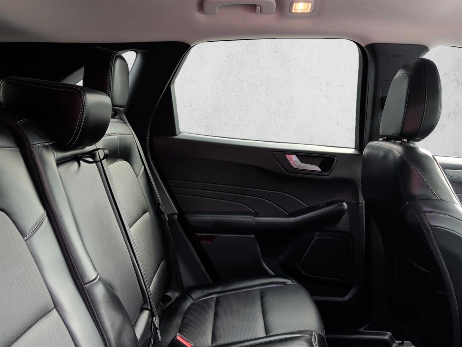 2023 Ford Escape Platinum - Photo 24