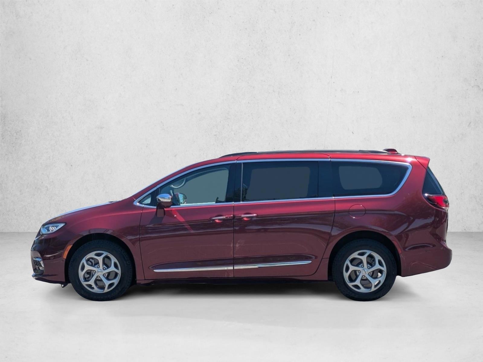 Thumbnail: 2022 Chrysler Pacifica - 2