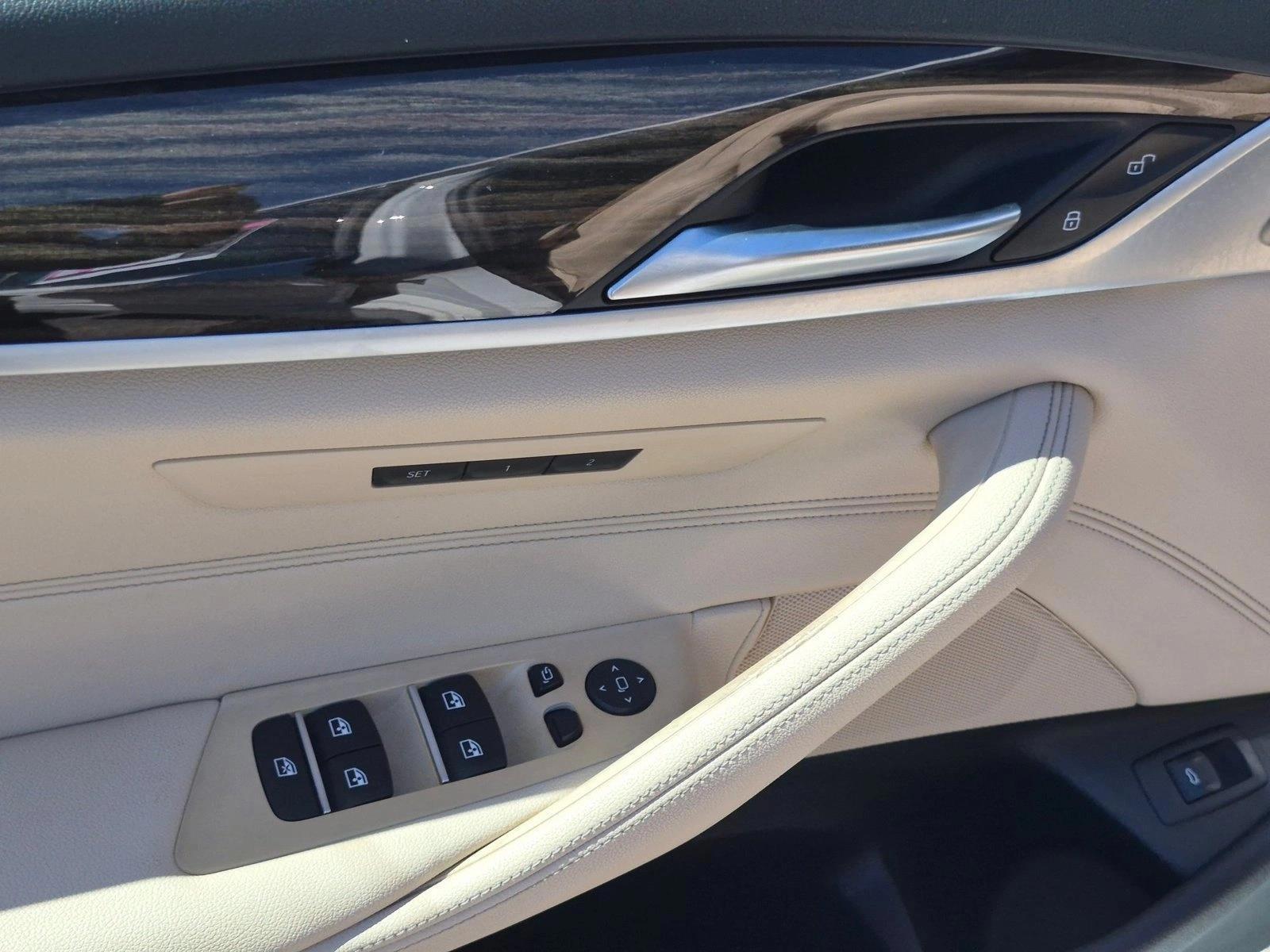 2021 BMW 5 Series 530i - Photo 14
