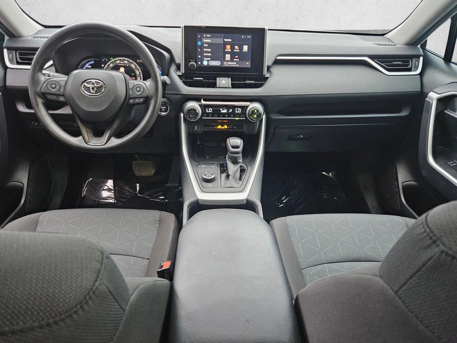 Thumbnail: 2025 Toyota RAV4 - 3