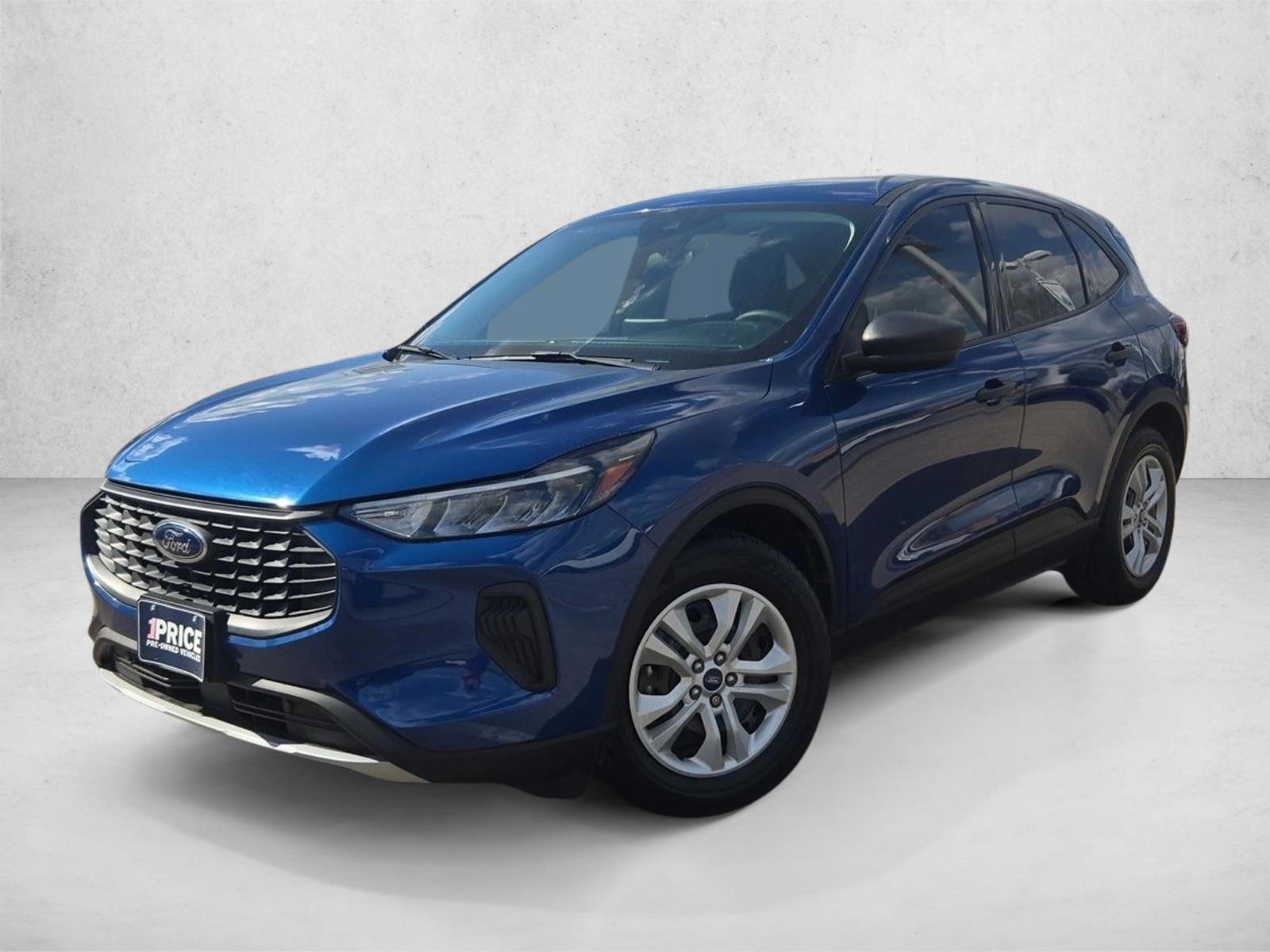 Thumbnail: 2023 Ford Escape - 1