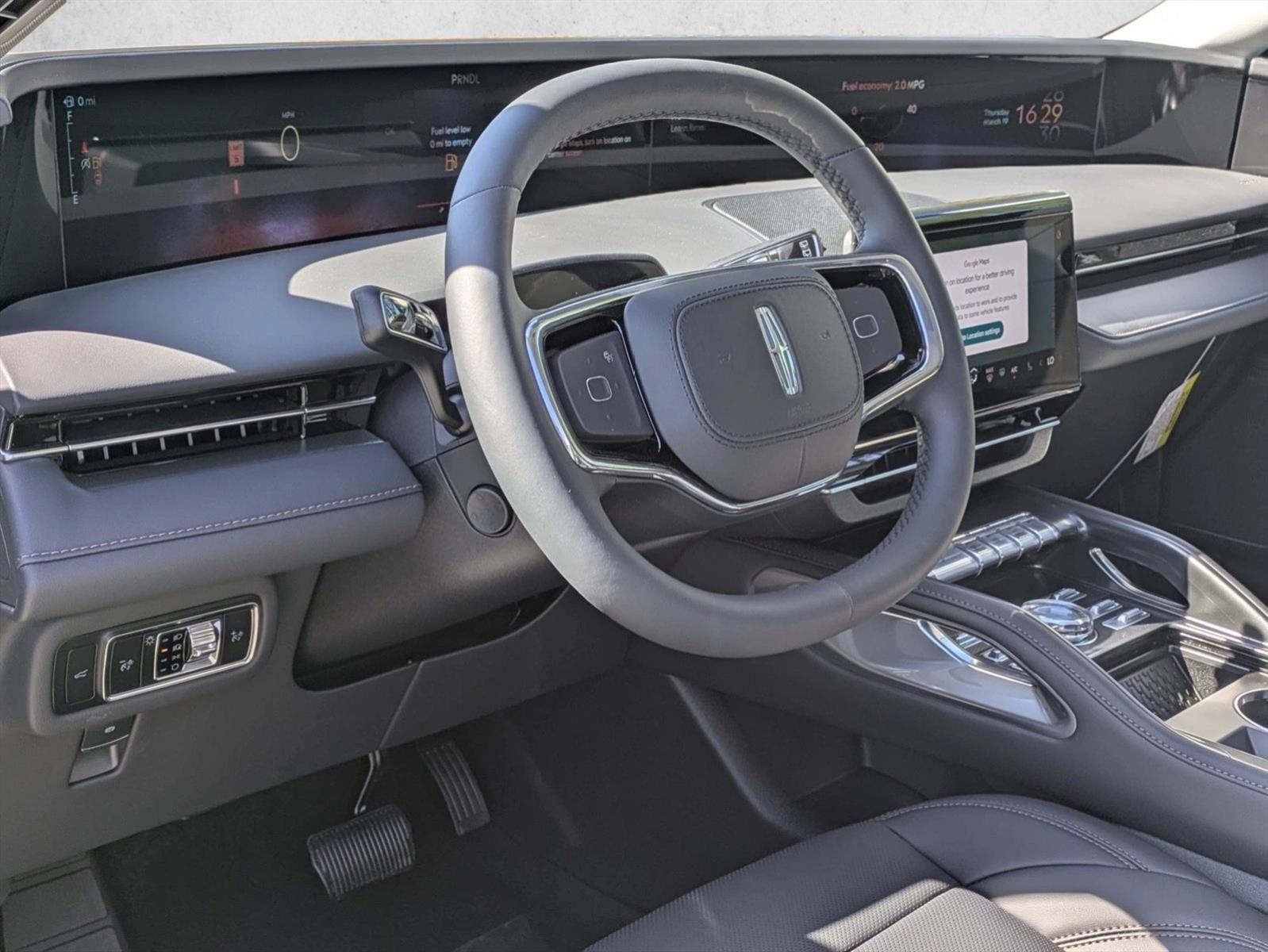 Thumbnail: 2026 Lincoln Nautilus - 3