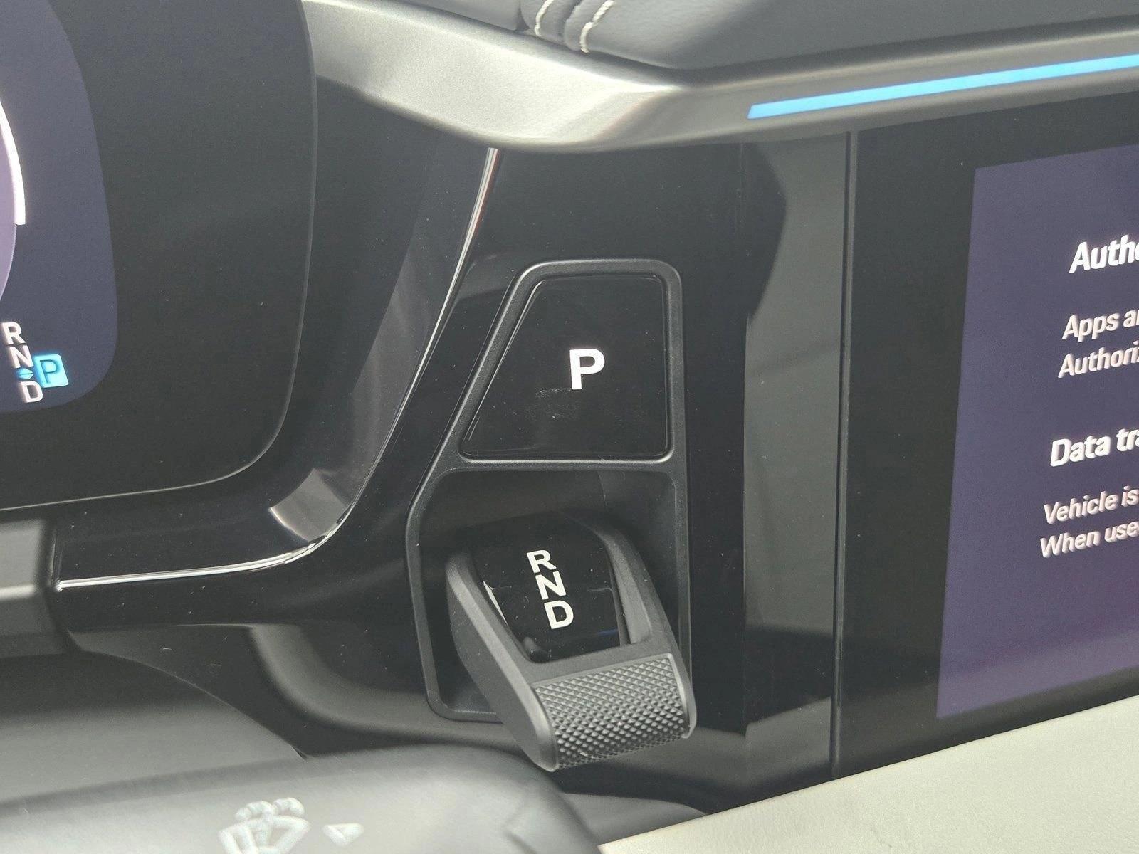2025 Porsche Macan S - Photo 24