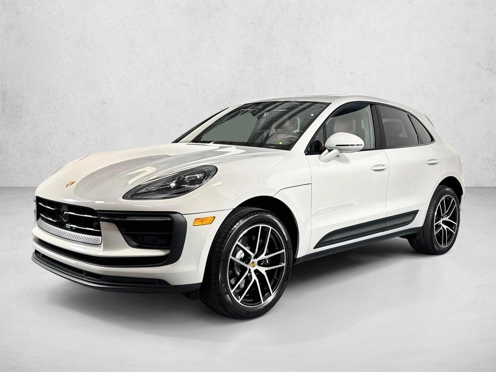 Thumbnail: 2026 Porsche Macan - 1