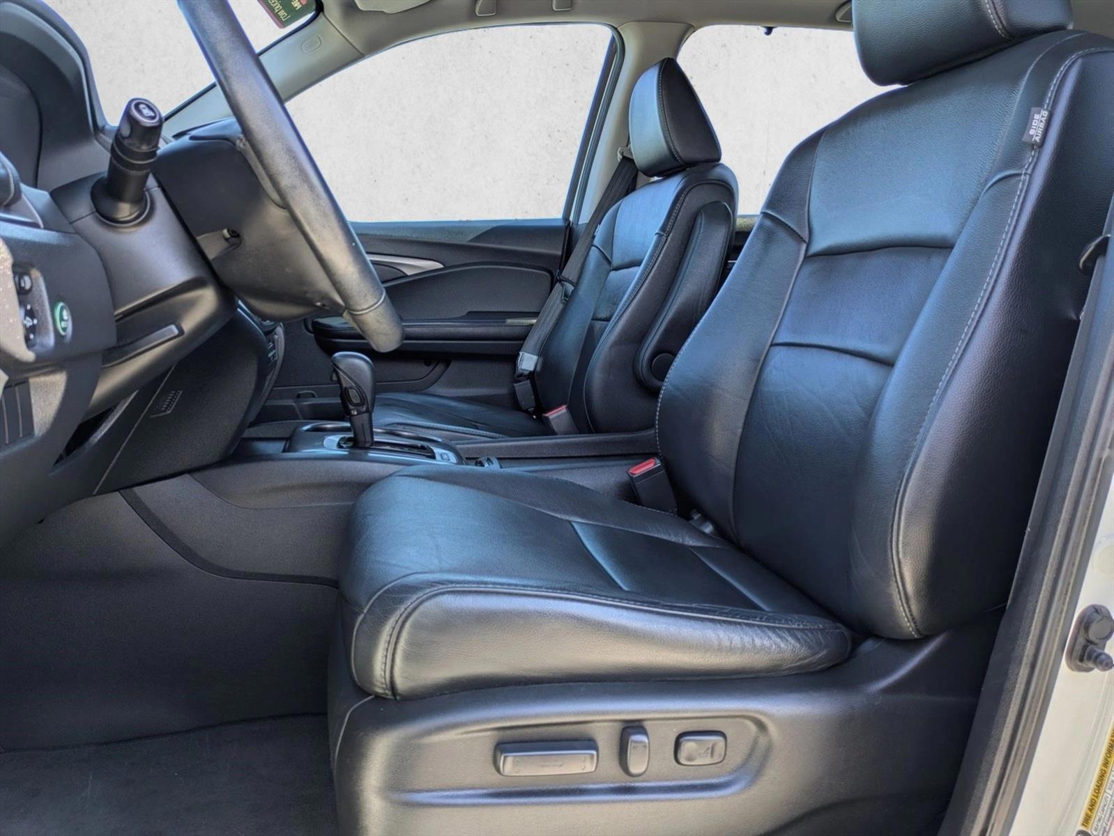Thumbnail: 2018 Honda Pilot - 5