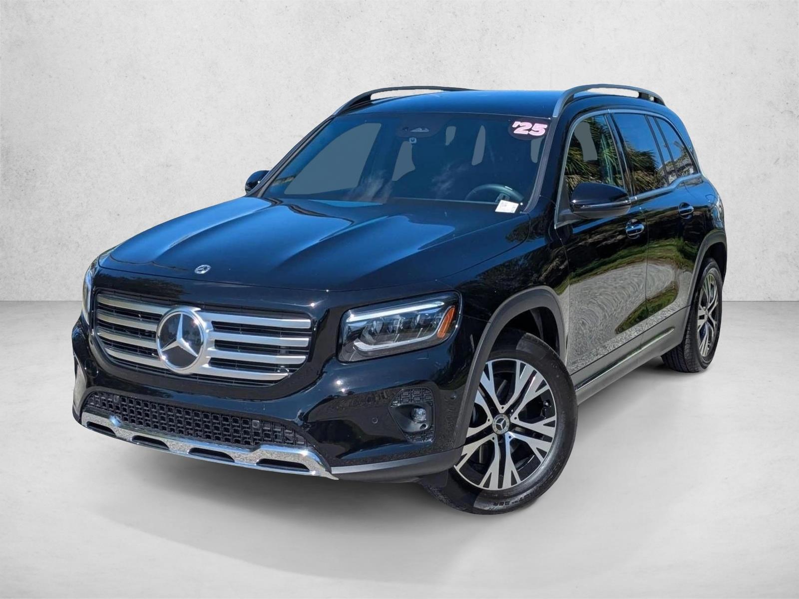 Thumbnail: 2025 Mercedes-Benz GLB - 1