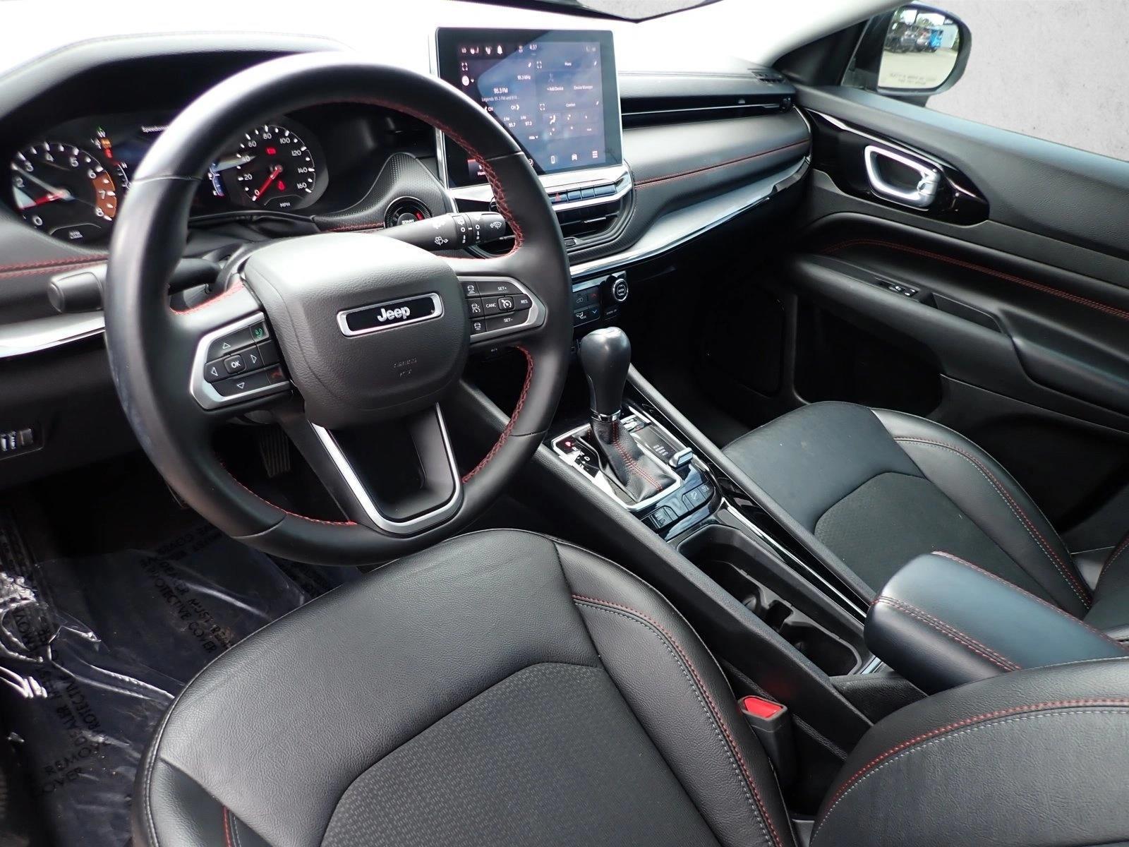 Thumbnail: 2022 Jeep Compass - 3
