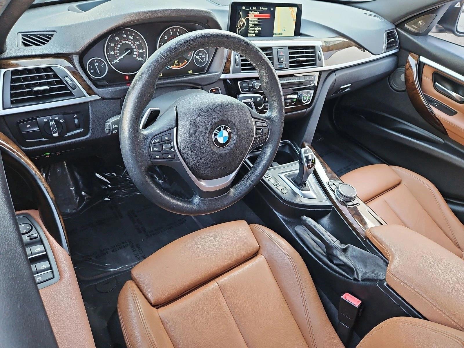 Thumbnail: 2016 BMW 3 Series - 3