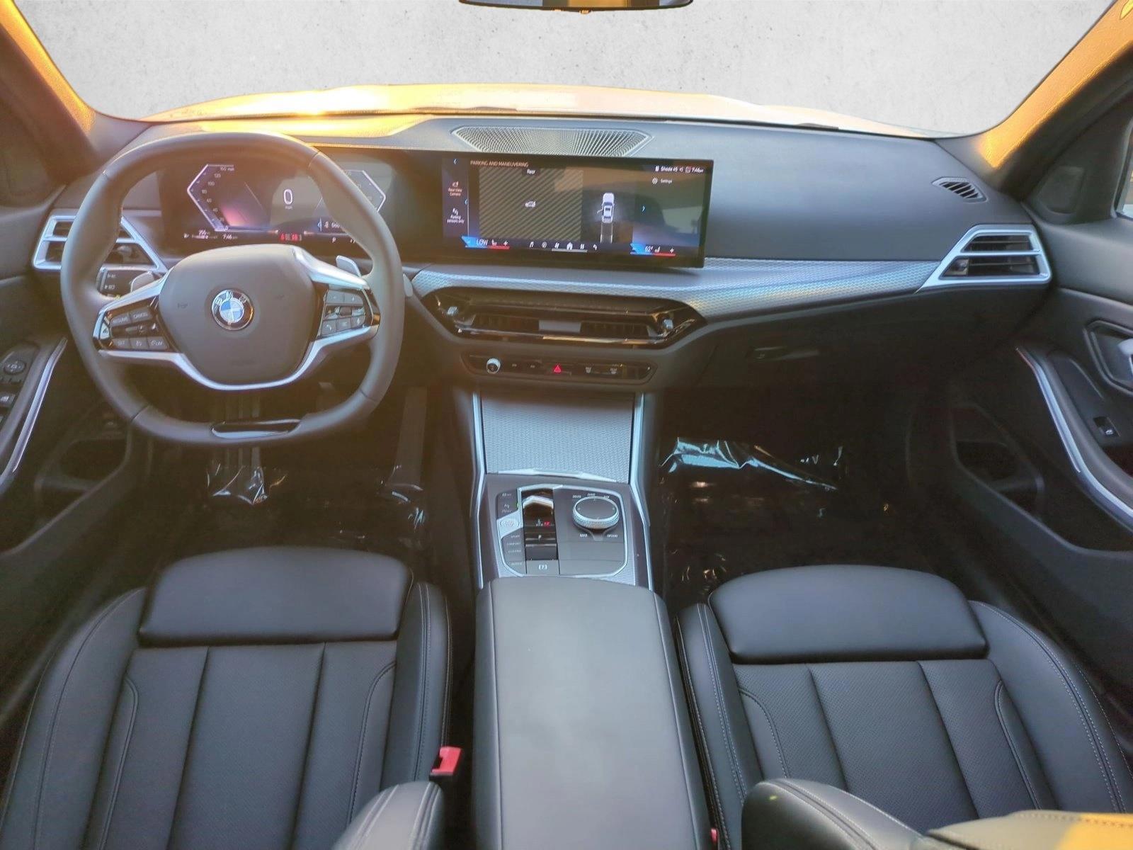 Thumbnail: 2025 BMW 3 Series - 4