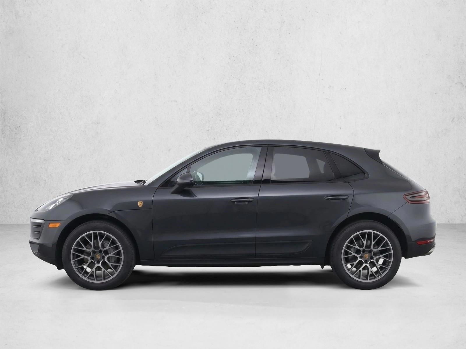 Thumbnail: 2017 Porsche Macan - 2